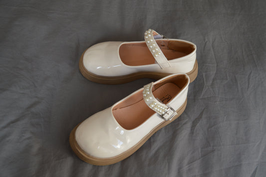 Pearl Detail Pumps