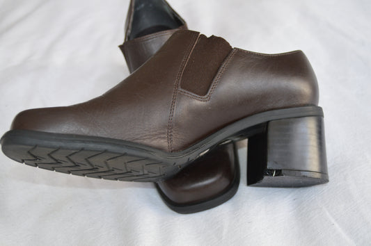 Block Heel Froggy Flex Shoes